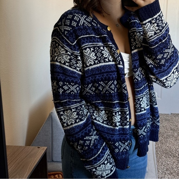 VINTAGE Chenille Cardigan with gold buttons - Picture 8 of 10